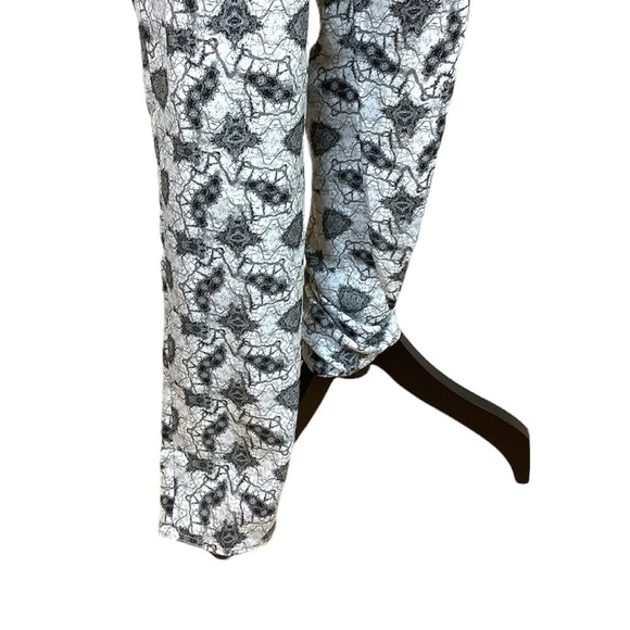 GESTUZ BATIK OPEN BACK JUMPSUIT - Picture 4 of 10